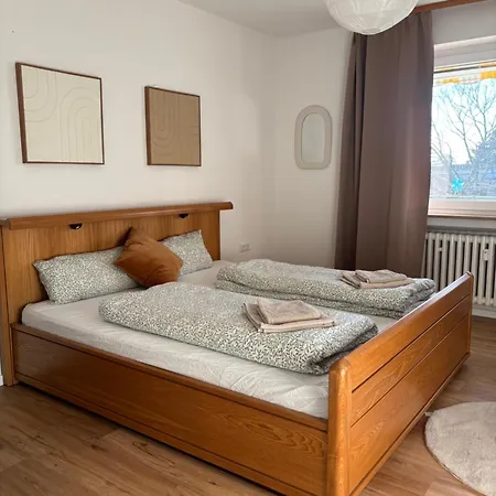 Moebliertes 3-zimmer In - Living Apartamento *