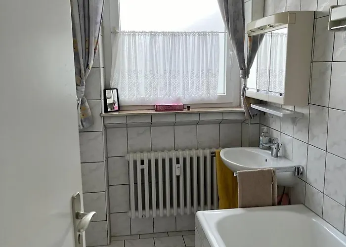 Moebliertes 3-zimmer In - Living * Sindelfingen