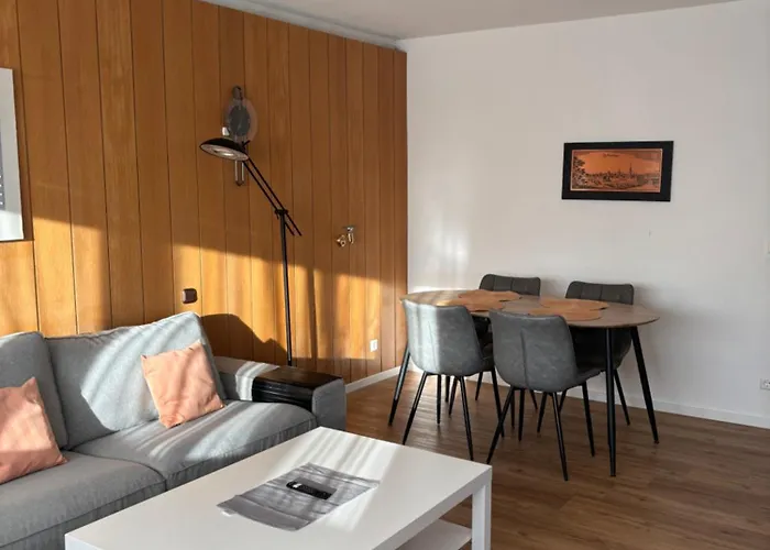 Moebliertes 3-zimmer In - Living Apartamento *